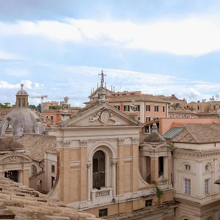 Pantheon Royal Boutique *